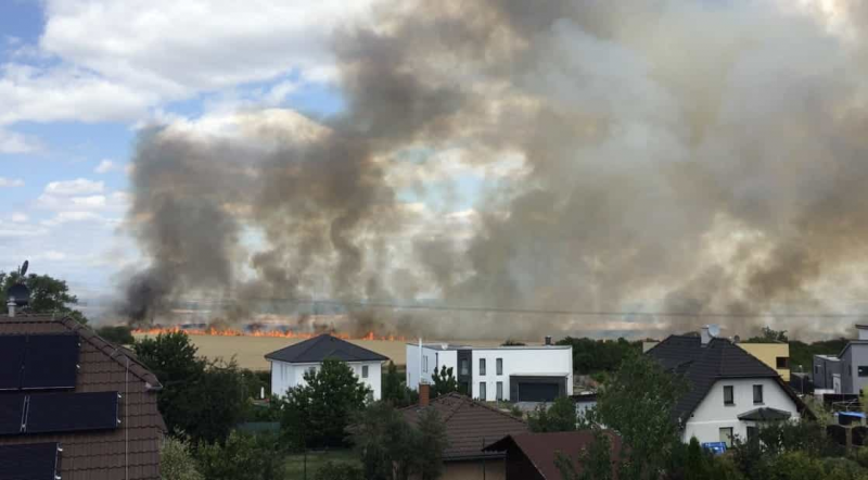 co způsobuje nejčastěji letní požáry, letní požár Praha-východ